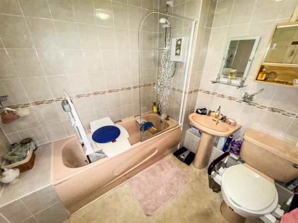 Minehead Close, Corby