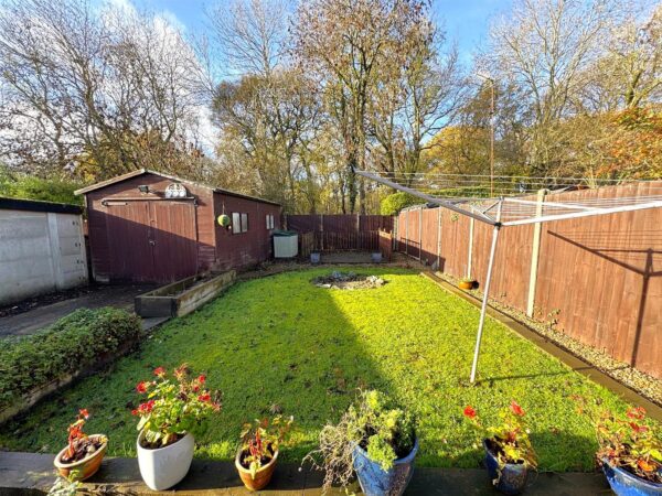 Studfall Avenue, Corby