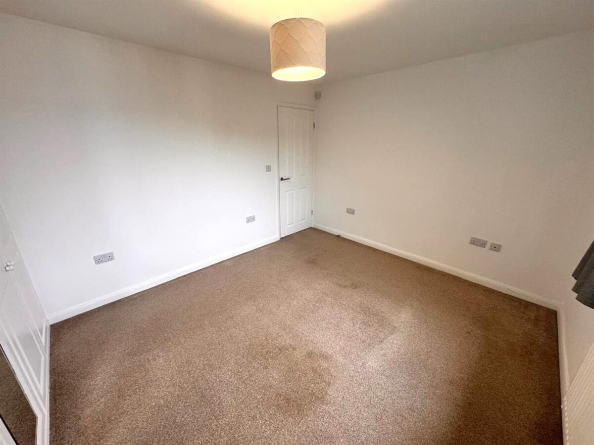 Coldermeadow Avenue, Corby