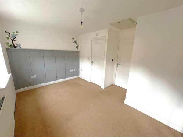 Starling Close, Corby