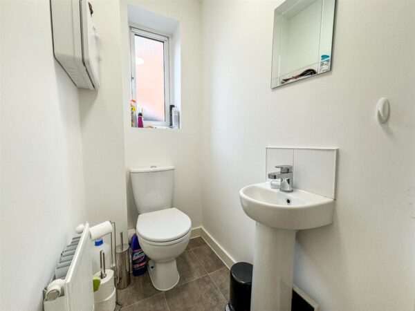 Oak Wood Drive, Corby