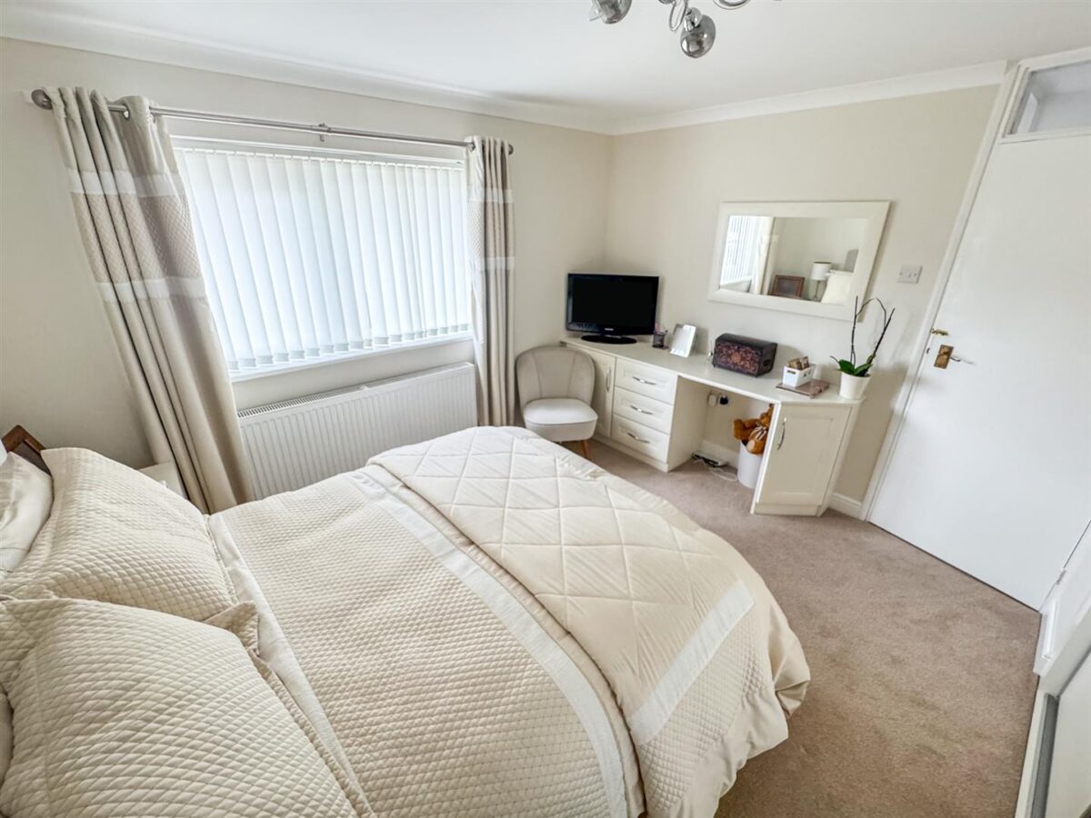 Bonington Walk, Corby