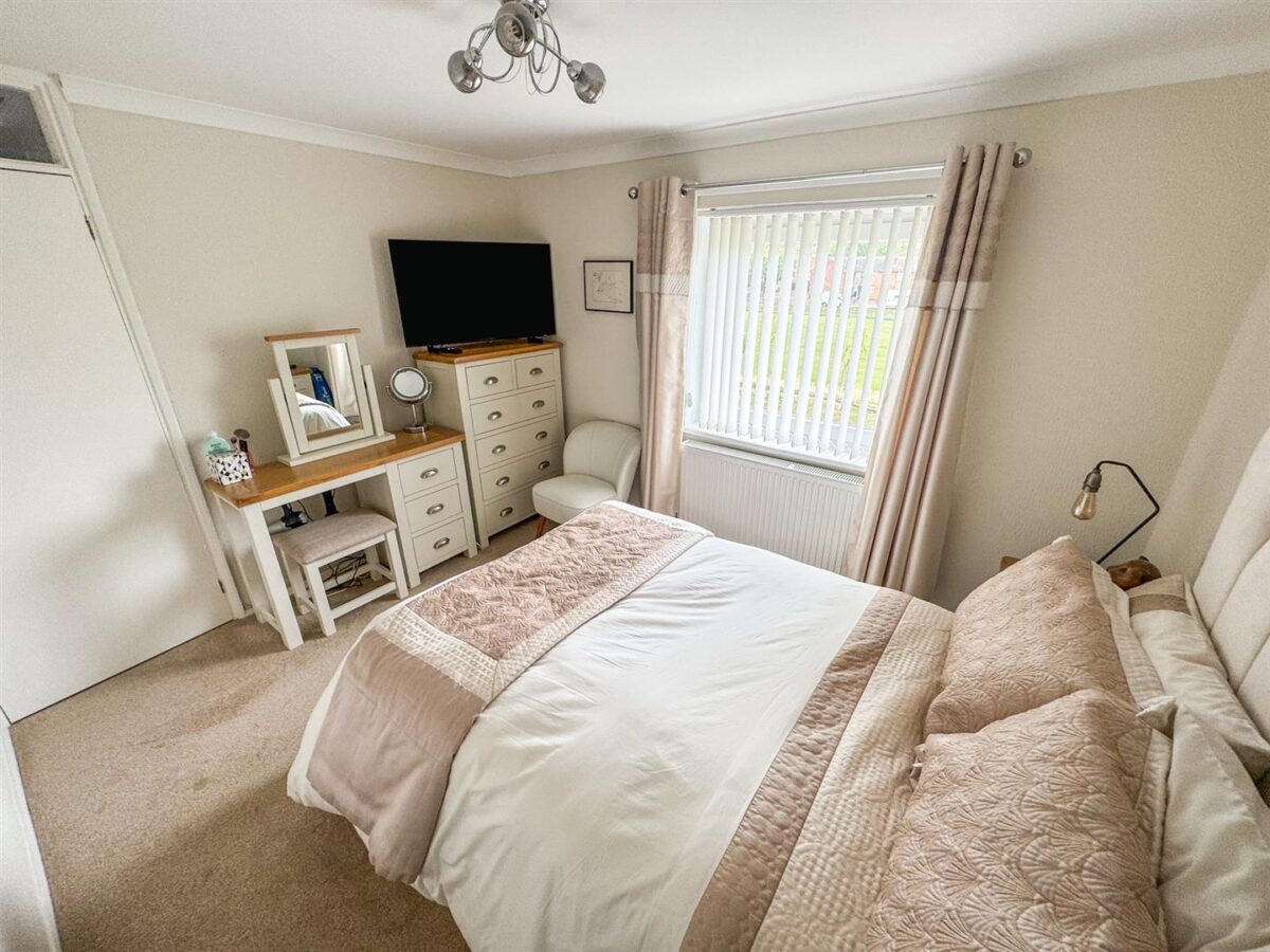 Bonington Walk, Corby