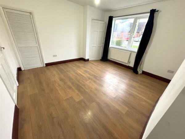 Stephenson Way, Corby