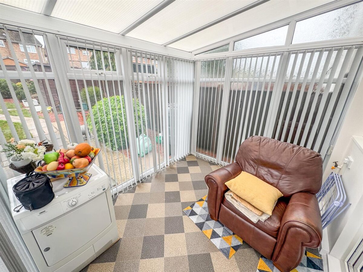 Bonington Walk, Corby