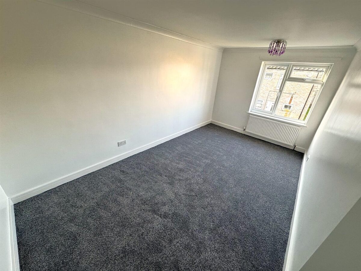 Brinkhill Walk, Corby