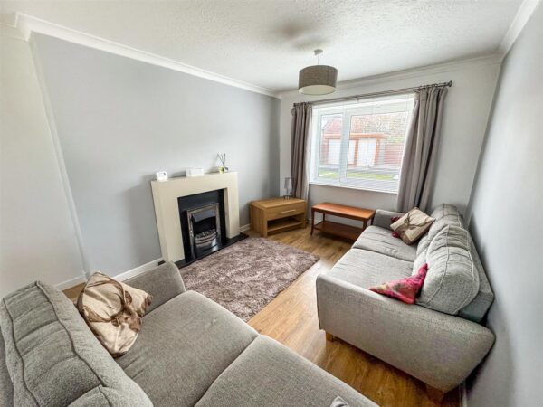 Tanfields Grove, Corby