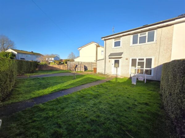 Wharfedale Road, Corby