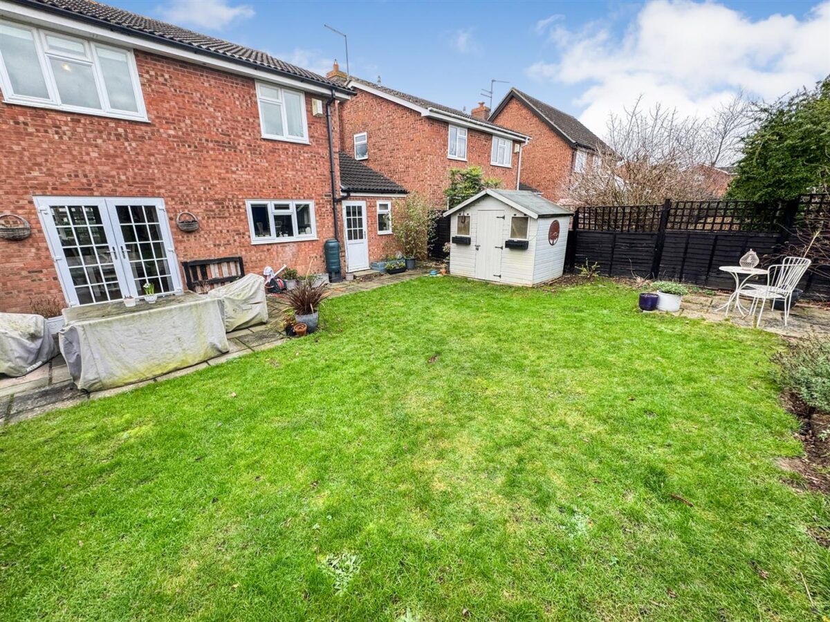 Lovap Way, Great Oakley, Corby