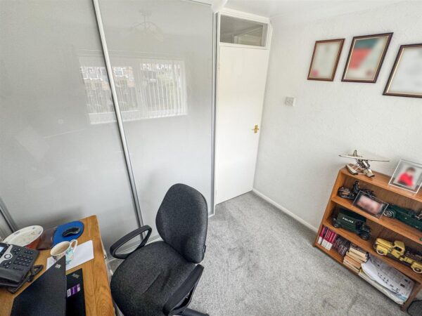 Bonington Walk, Corby