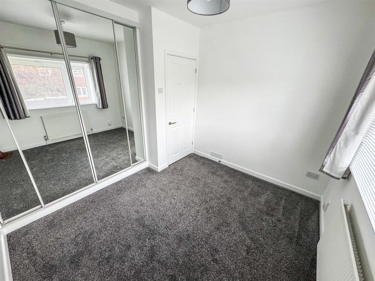 Tanfields Grove, Corby