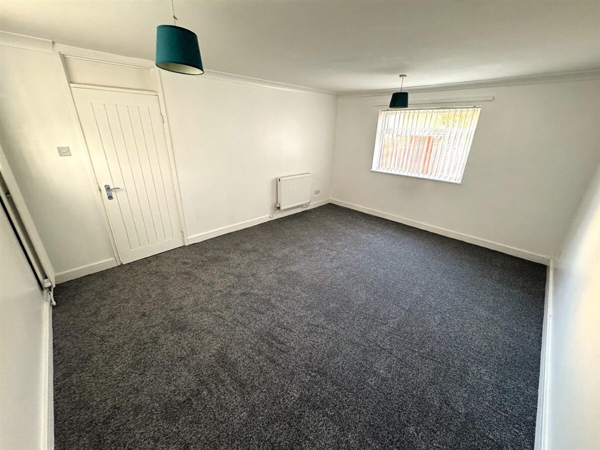 Brinkhill Walk, Corby