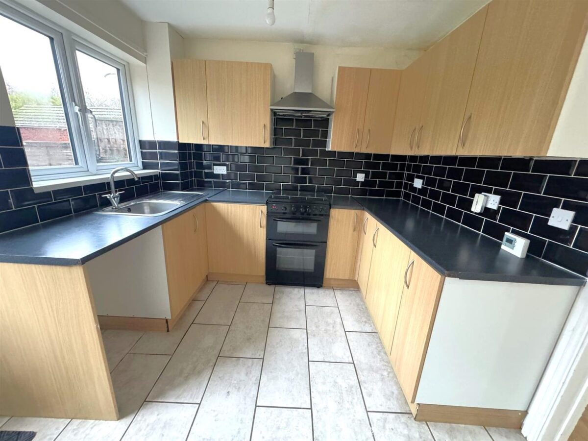 Stephenson Way, Corby