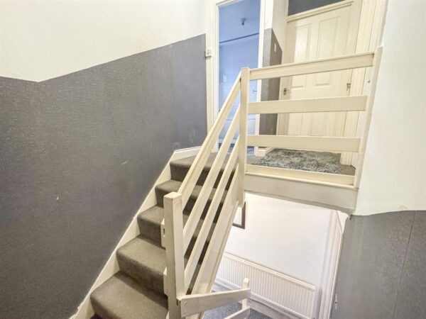 Greenland Walk, Corby