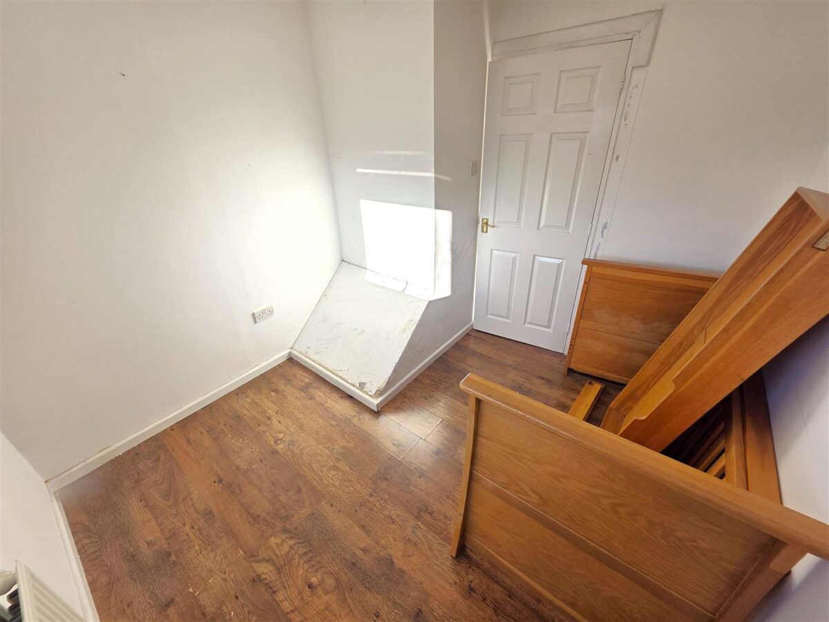 Wharfedale Road, Corby