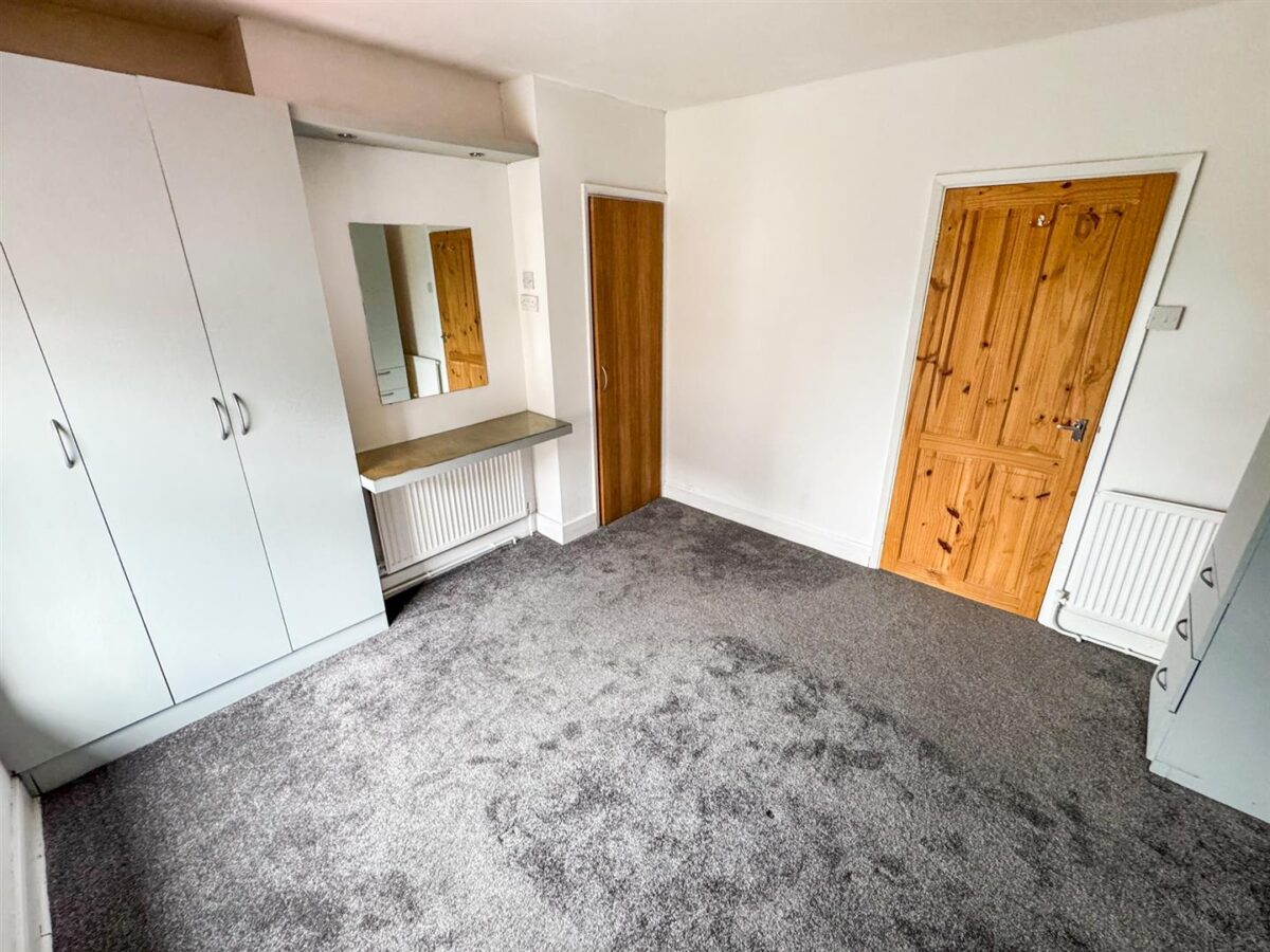 High Street, Gretton, Corby