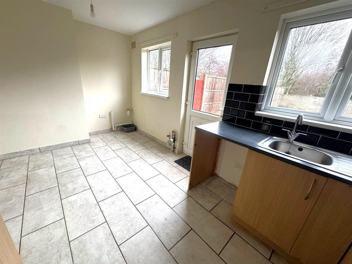 Stephenson Way, Corby