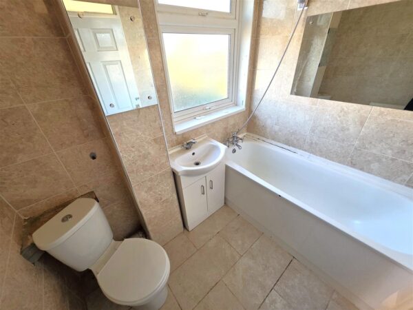 Wharfedale Road, Corby