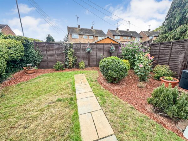 Bonington Walk, Corby