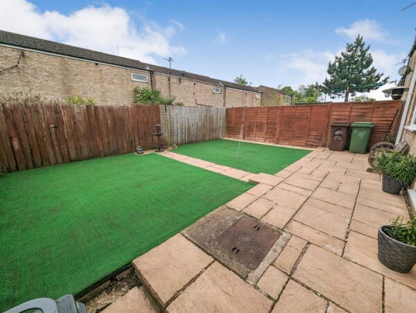 Brinkhill Walk, Corby