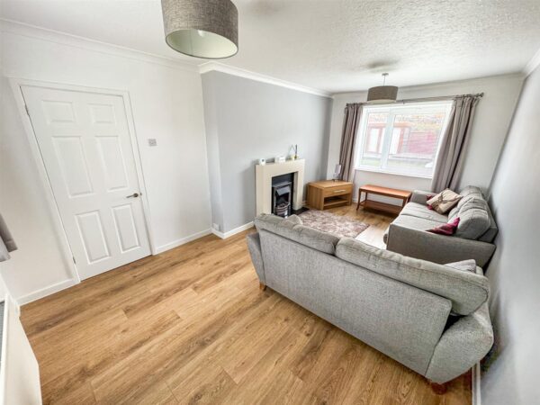 Tanfields Grove, Corby