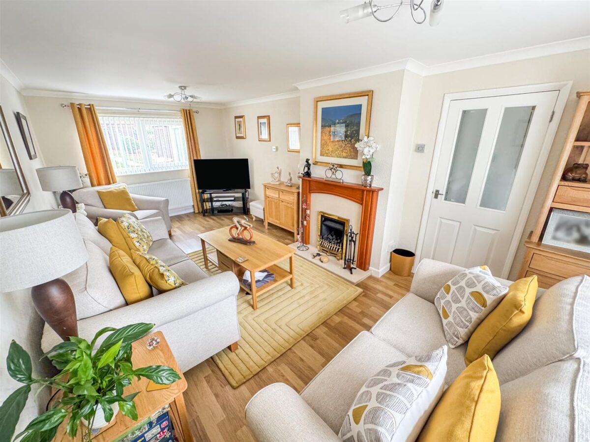 Bonington Walk, Corby