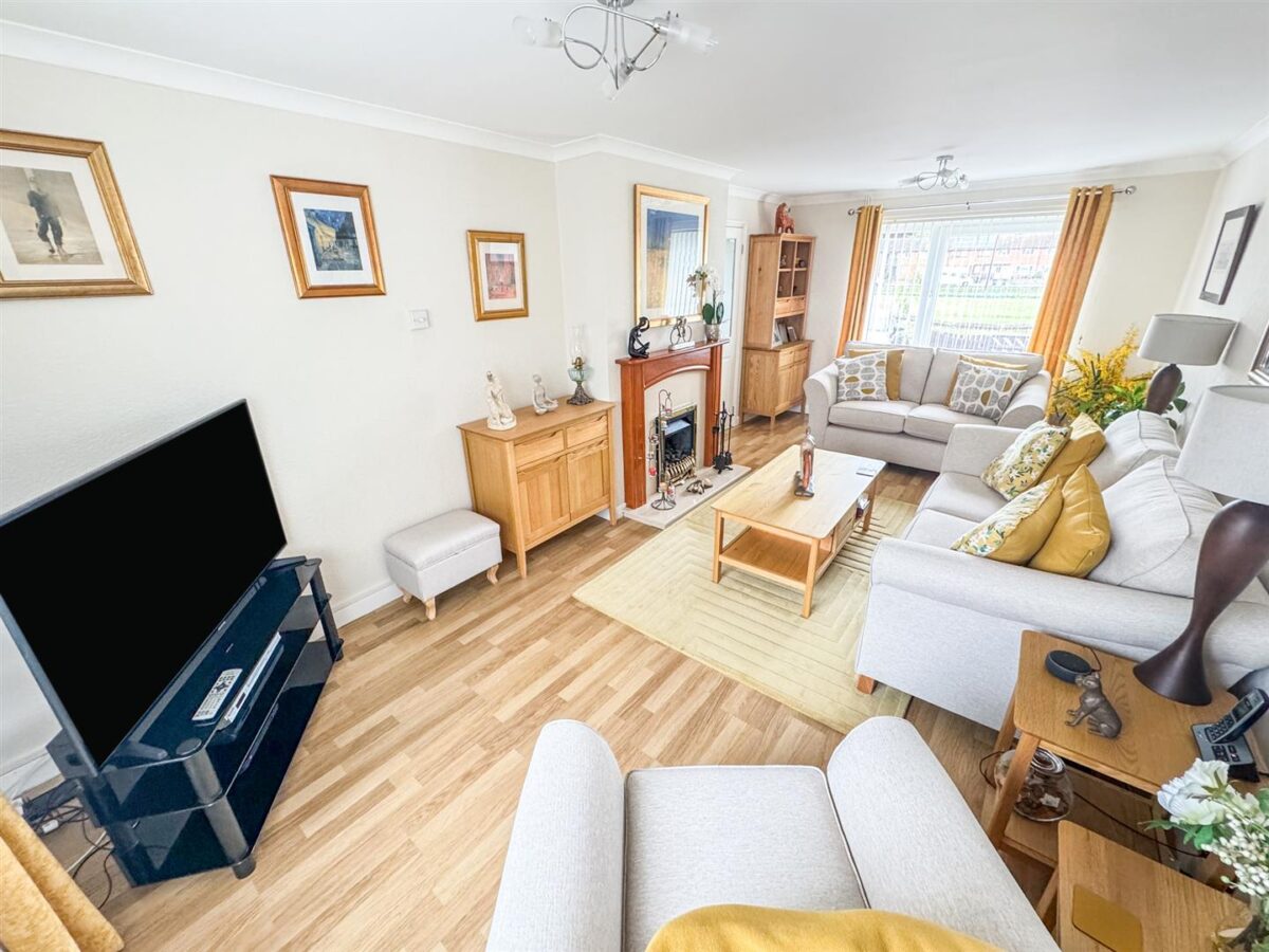 Bonington Walk, Corby