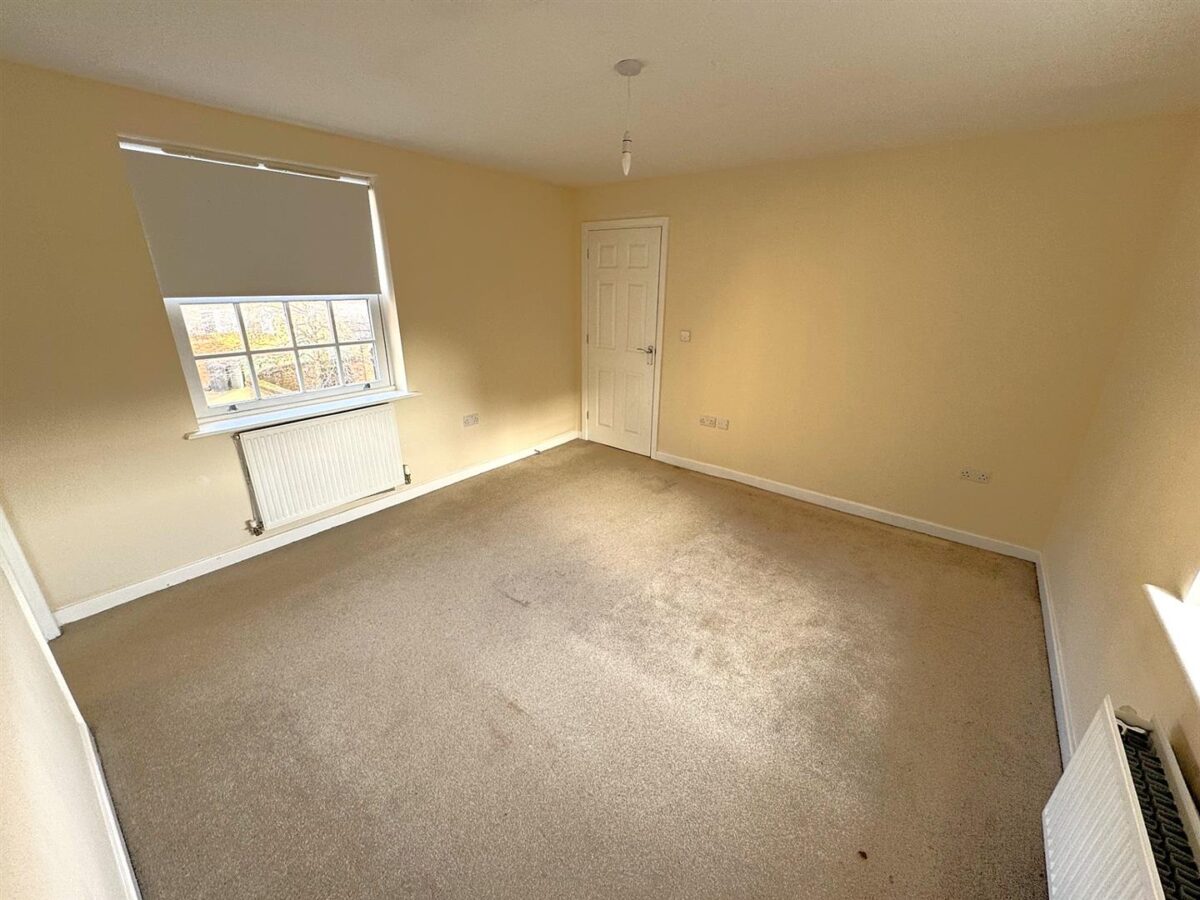 Courteenhall Drive, Corby