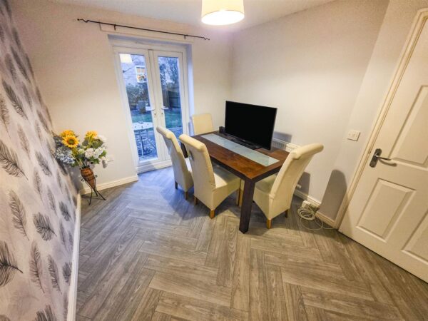 Fieldfare Close, Corby