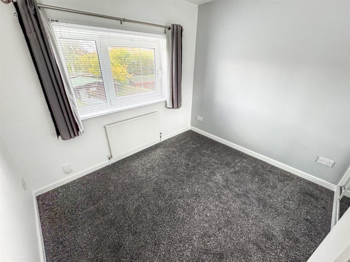 Tanfields Grove, Corby