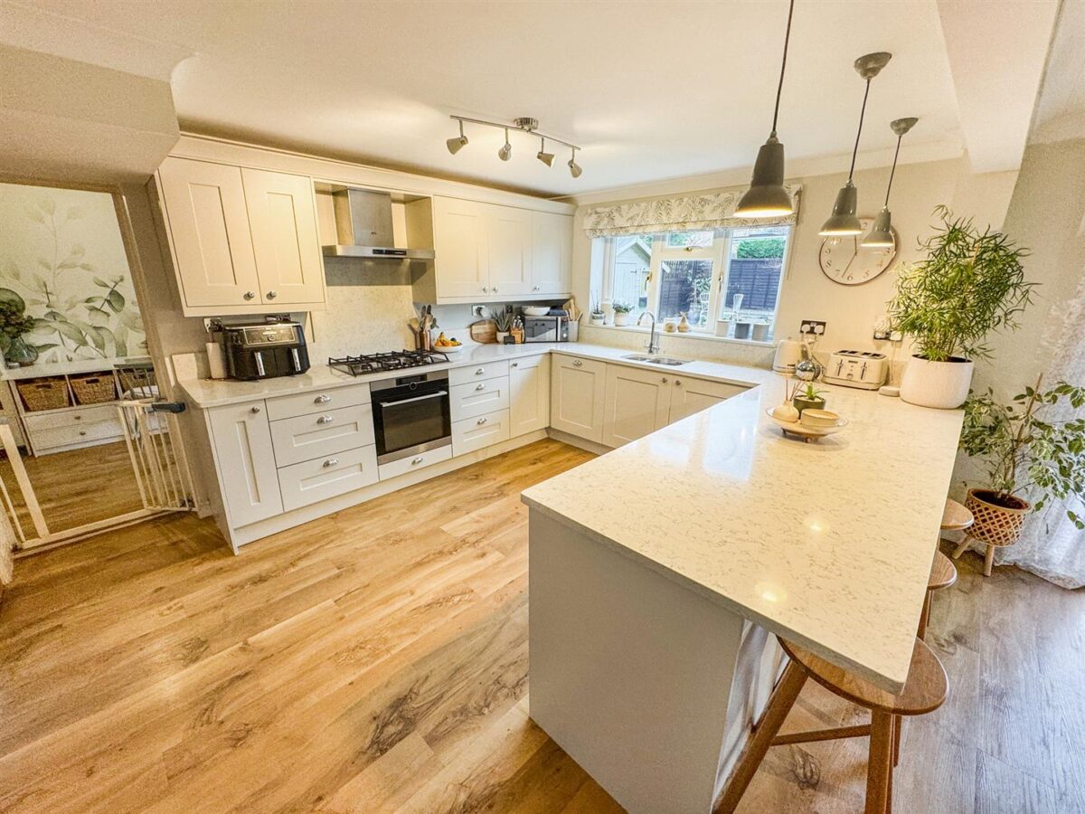 Lovap Way, Great Oakley, Corby