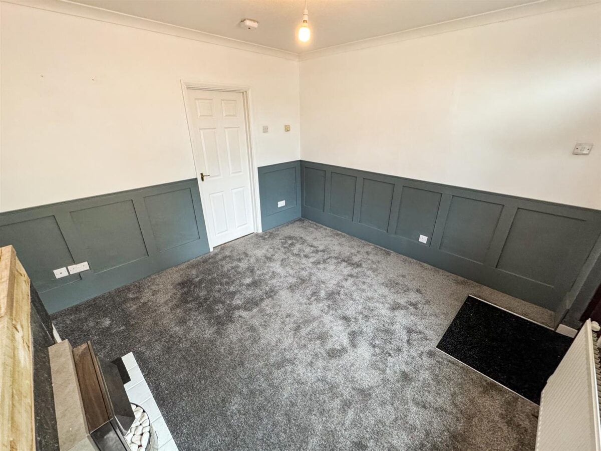 High Street, Gretton, Corby