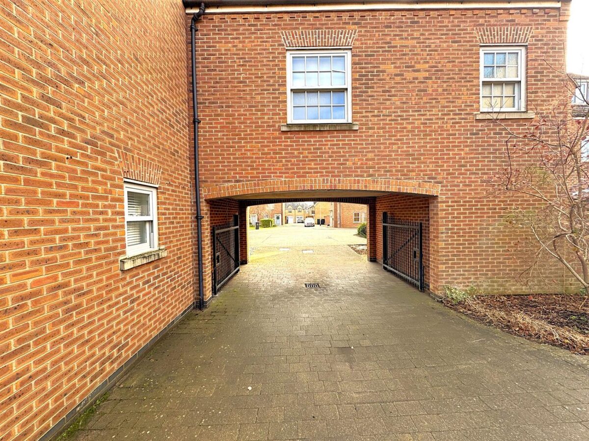 Courteenhall Drive, Corby