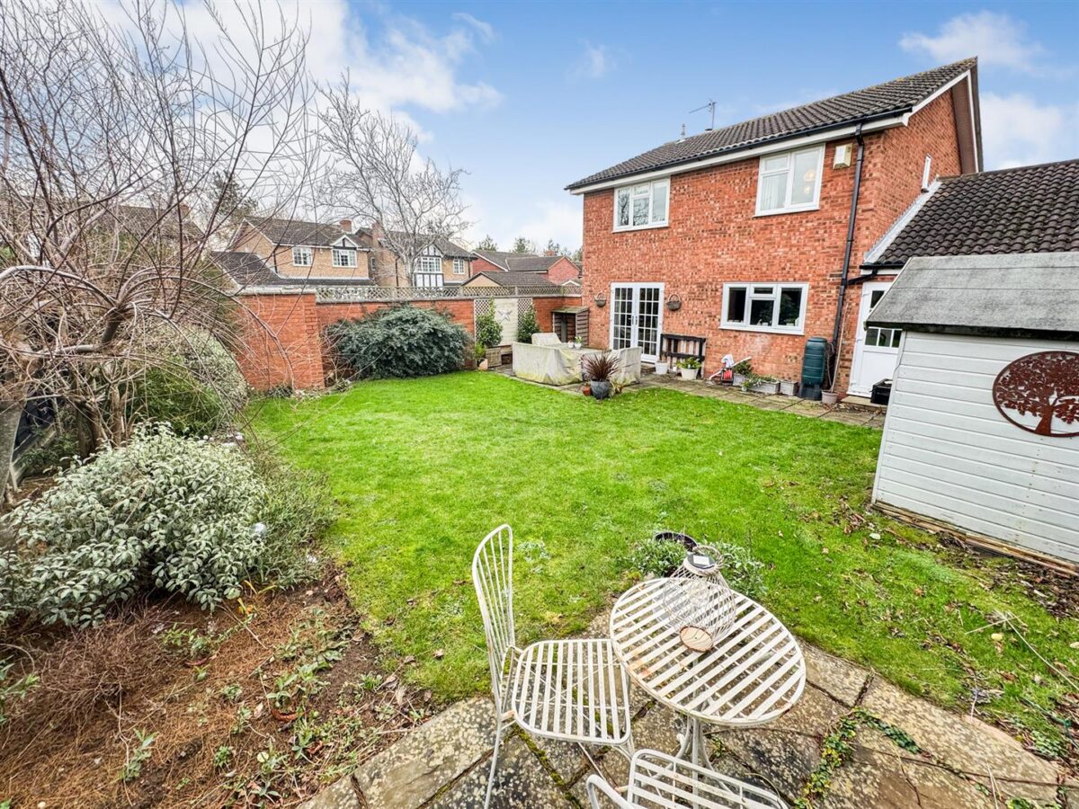 Lovap Way, Great Oakley, Corby