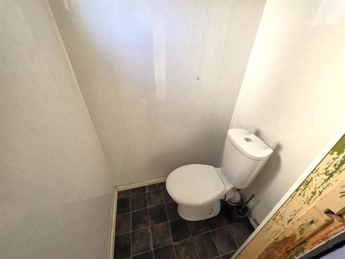 Wharfedale Road, Corby