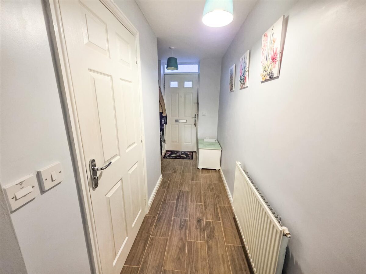 Fieldfare Close, Corby