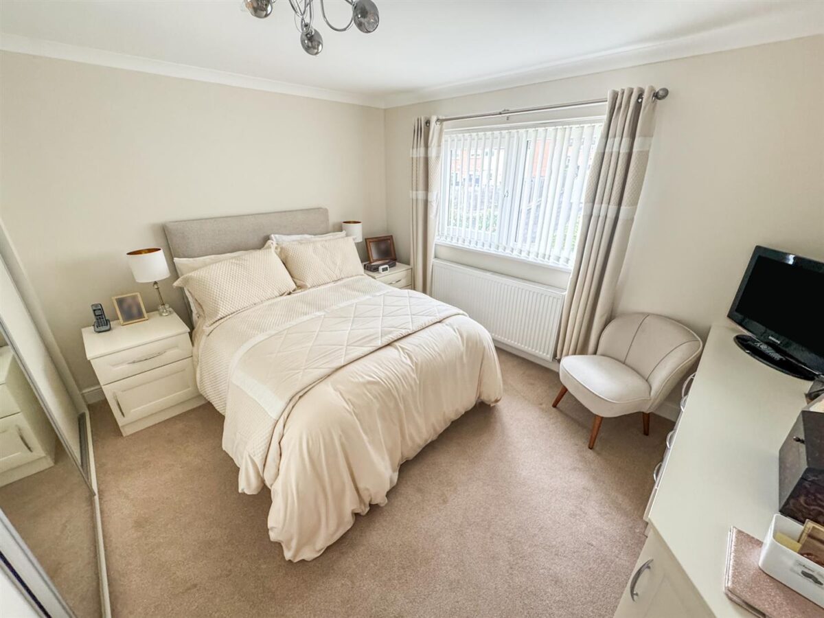 Bonington Walk, Corby