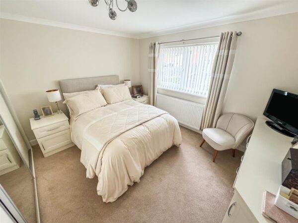 Bonington Walk, Corby