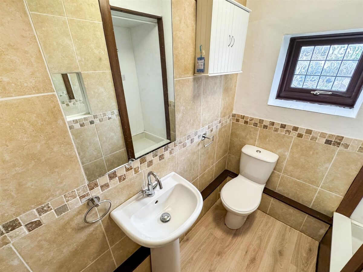 High Street, Gretton, Corby