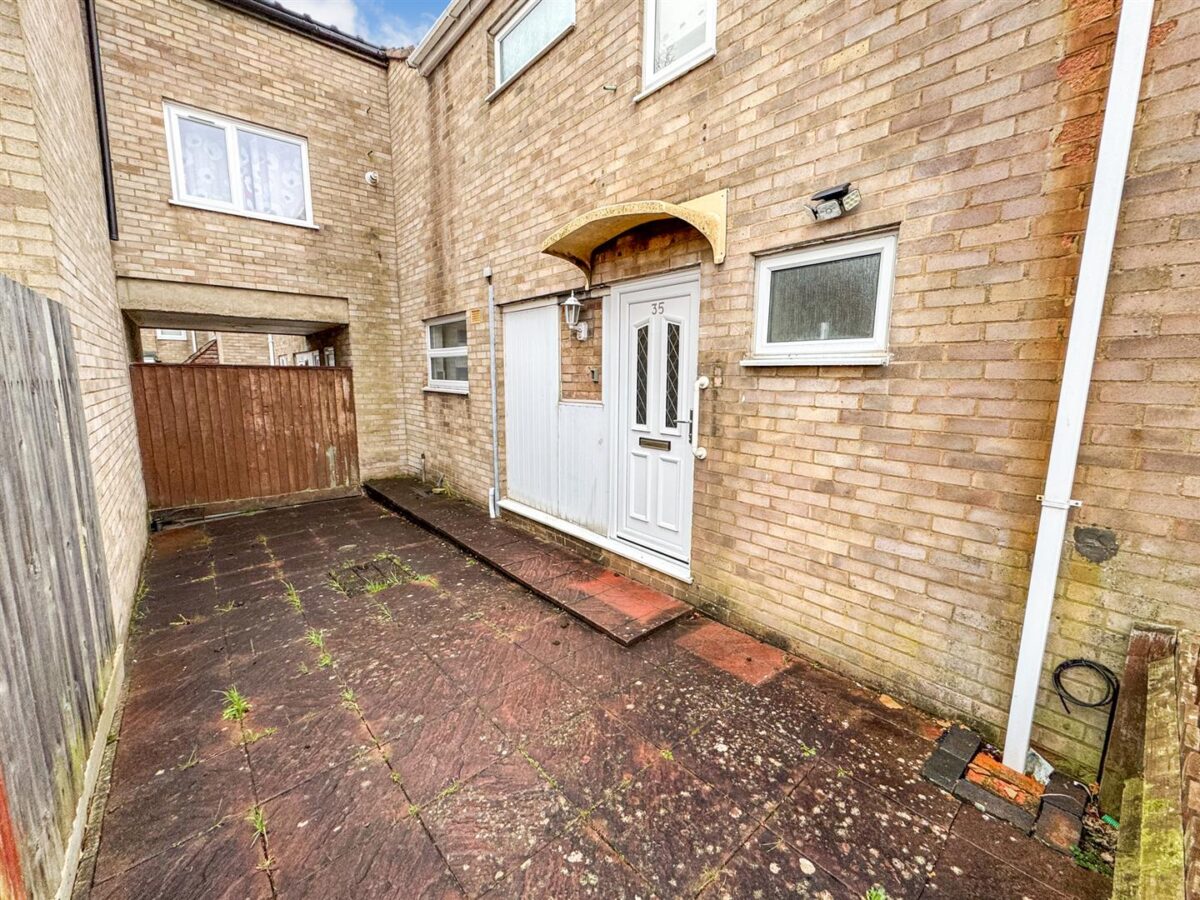 Stamford Walk, Corby