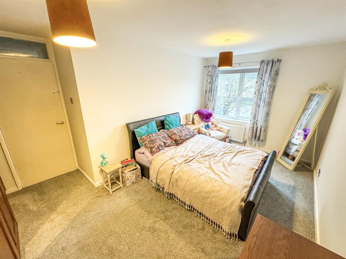 Lingfield Walk, Corby