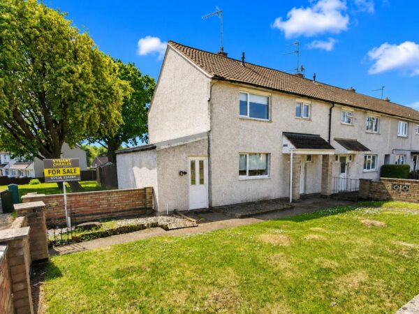 Farmstead Road, Corby