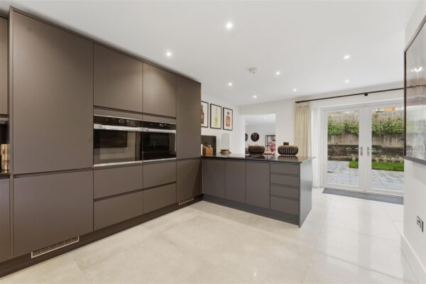 Singlehurst Close, Weldon, Corby