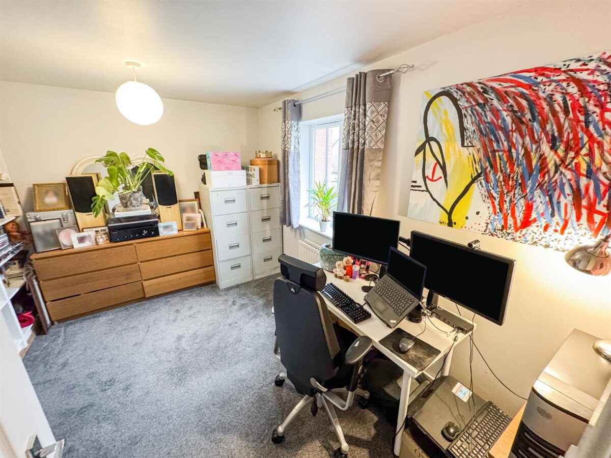 Melford Close, Corby