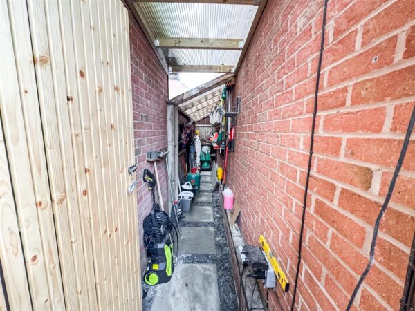 Melford Close, Corby