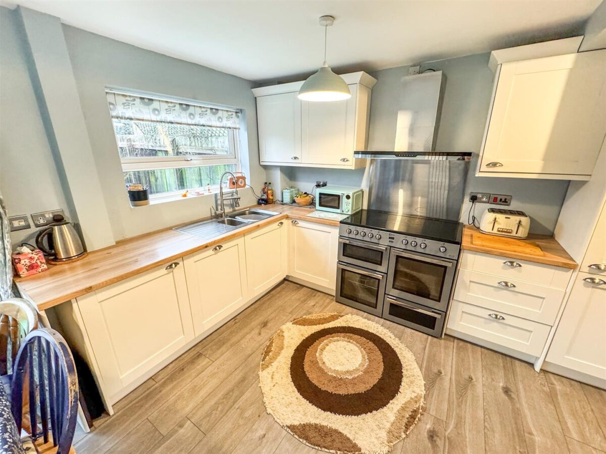 Lingfield Walk, Corby