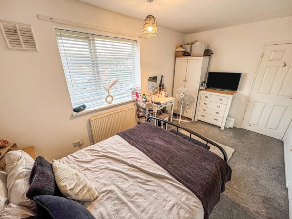 Ashley Avenue, Corby