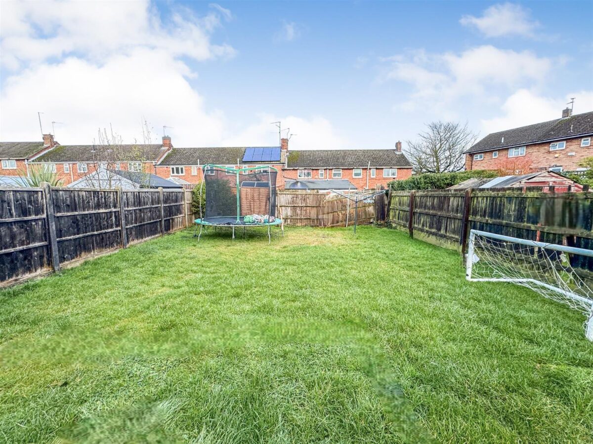 Ashley Avenue, Corby