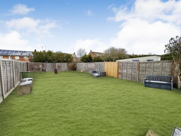 Chelveston Drive, Corby