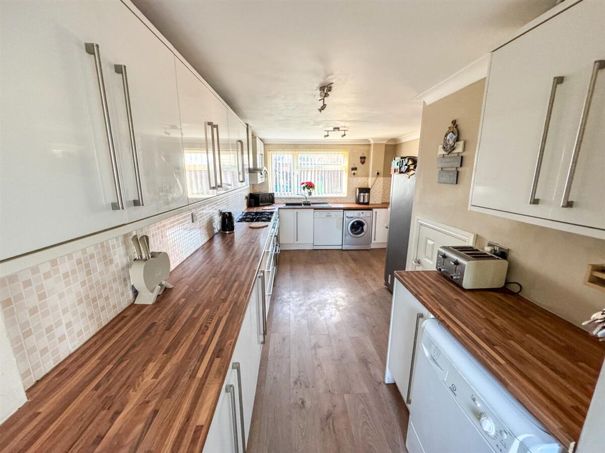 Glastonbury Road, Corby